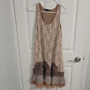 Elegant Lace Dress - Cream and Brown